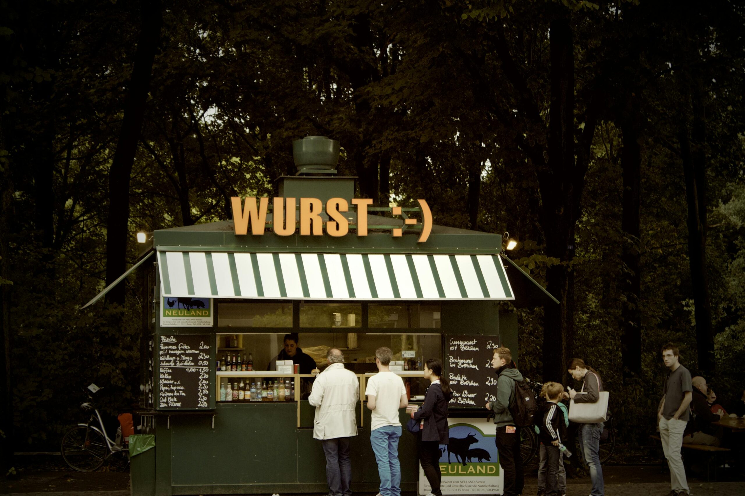 Kostenloses Stock Foto zu @draussen, ausrichten, bäume