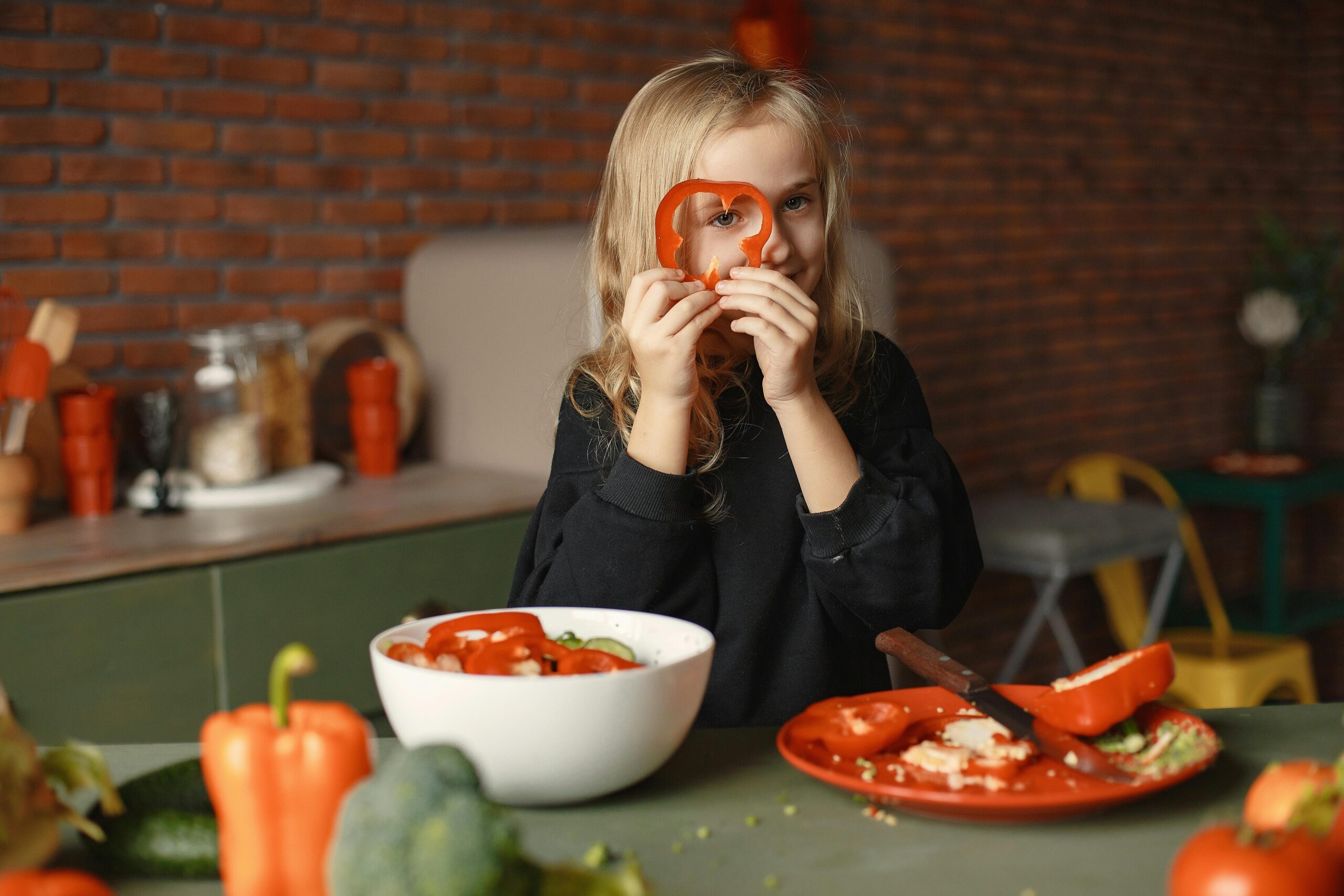 Kostenloses Stock Foto zu #indoor, ausgewogene ernährung, backsteinmauer