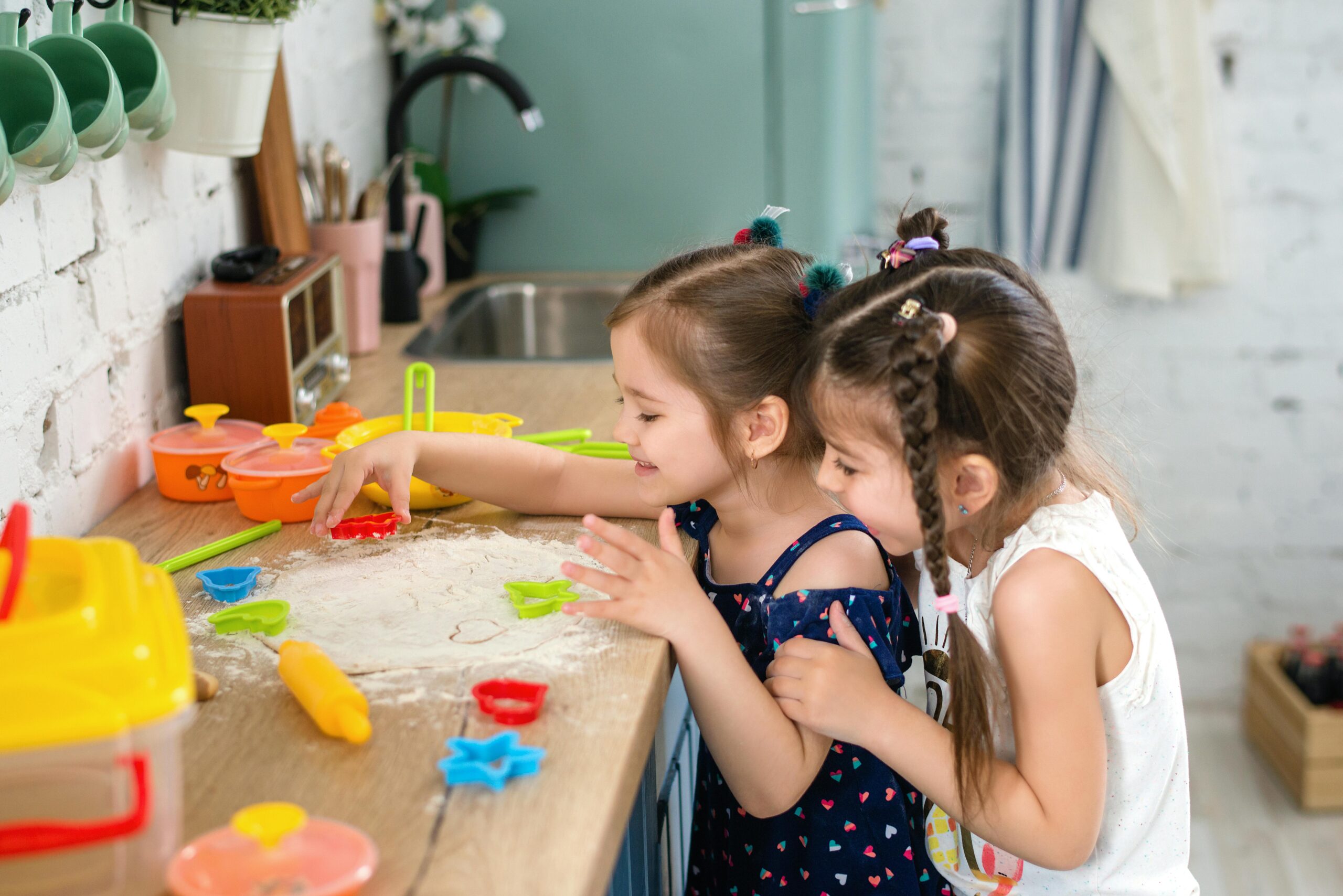 Kostenloses Stock Foto zu backen, bindung, bunte spielzeuge